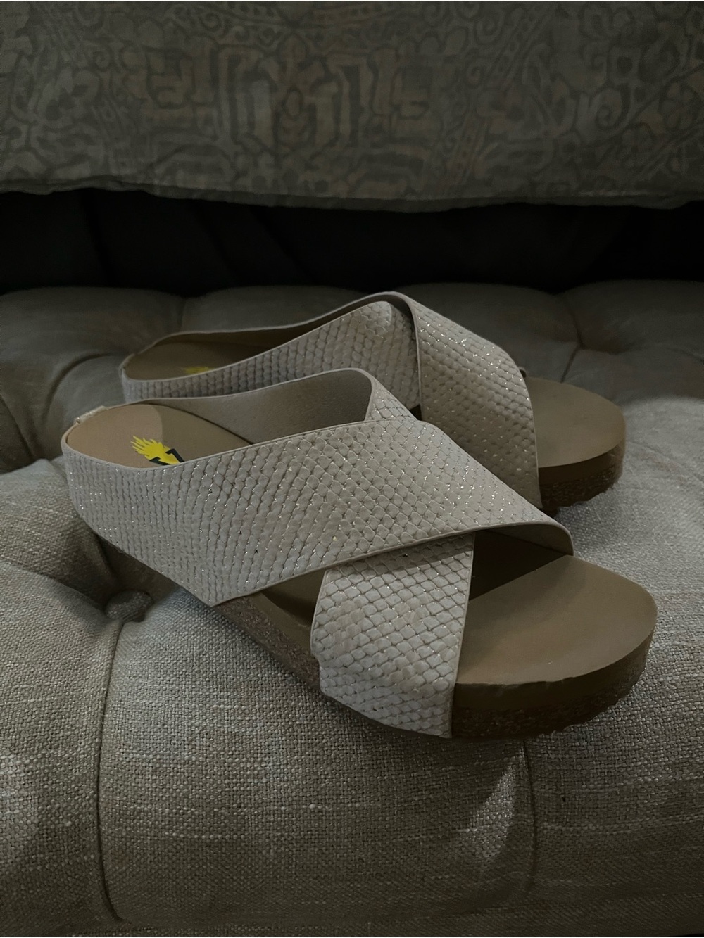 Volatile Women's Beige Cross-Strap Slide Sandals